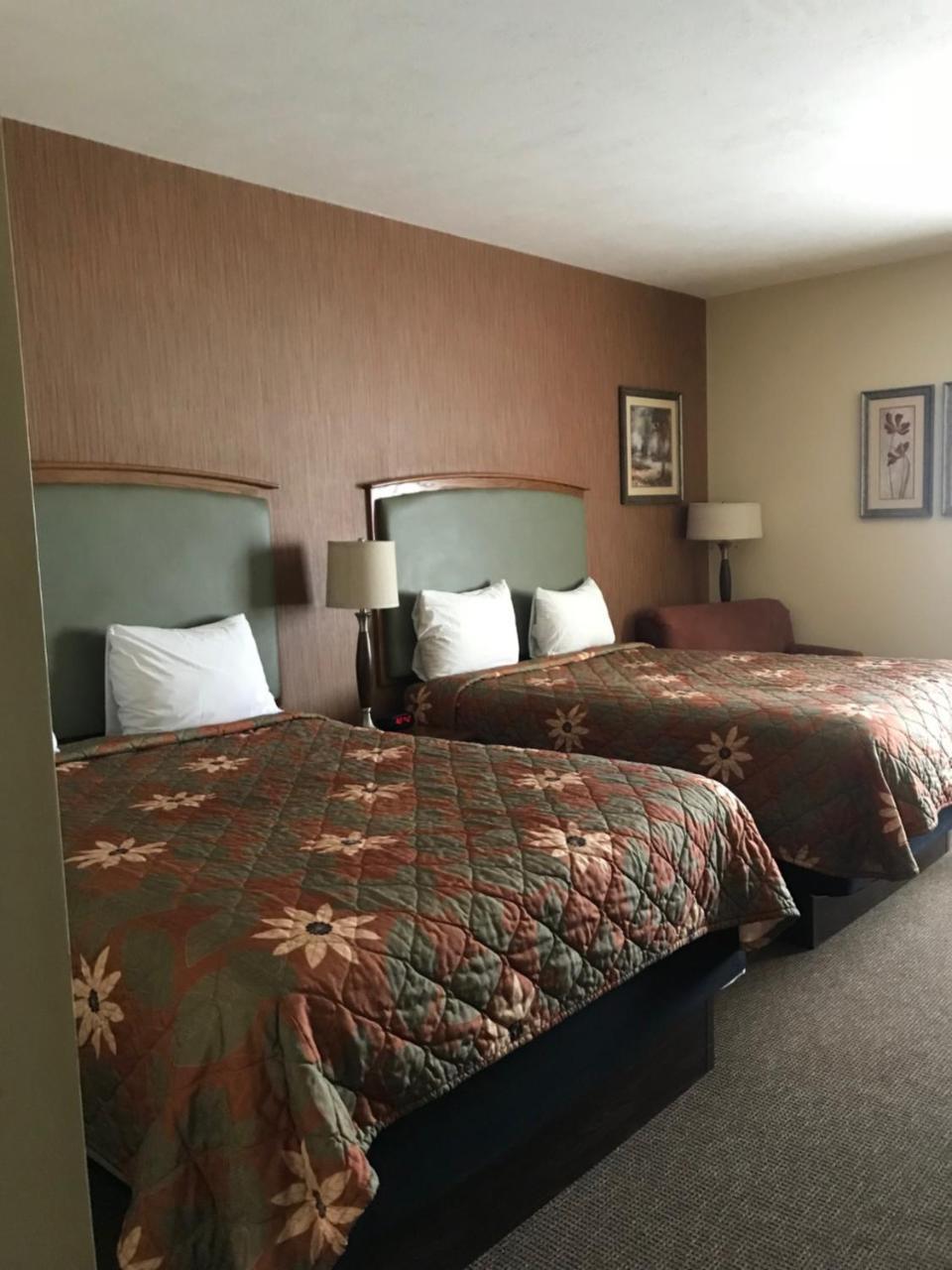 Randolph Inn And Suites Winchester Buitenkant foto